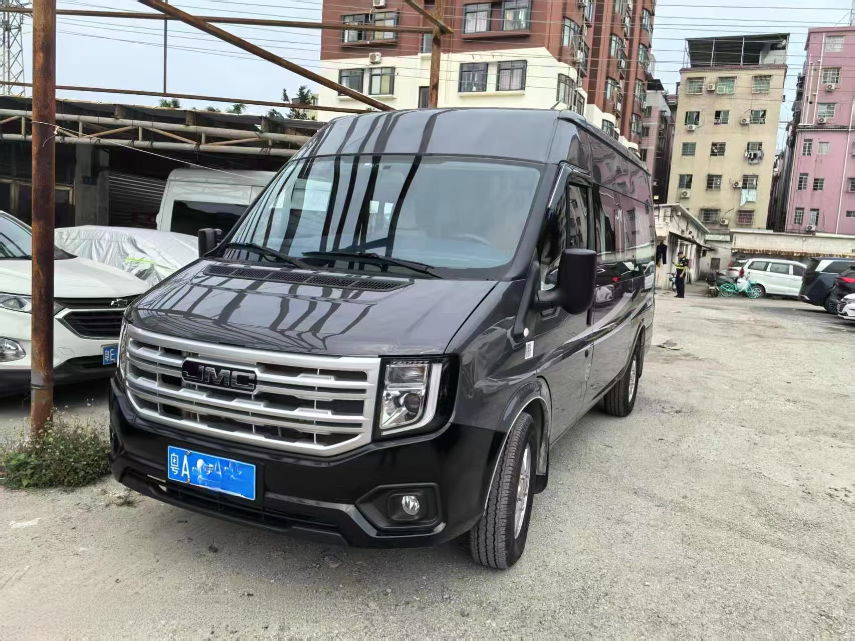 广州租9座车